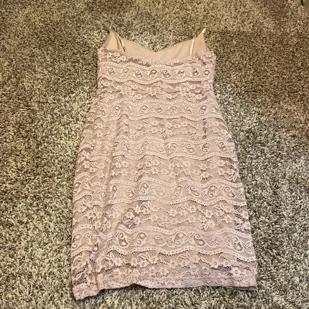 Lovely day dress - Picture 3 of 4